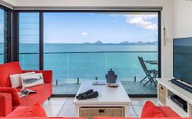 Lanimer Spectacular Waterfront
